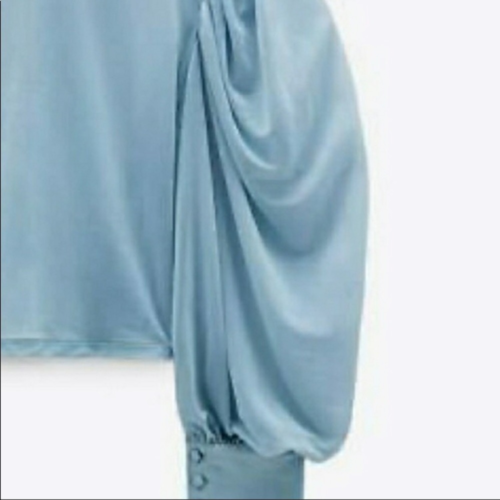 Semi-sheer tulle top - Picture 3 of 6